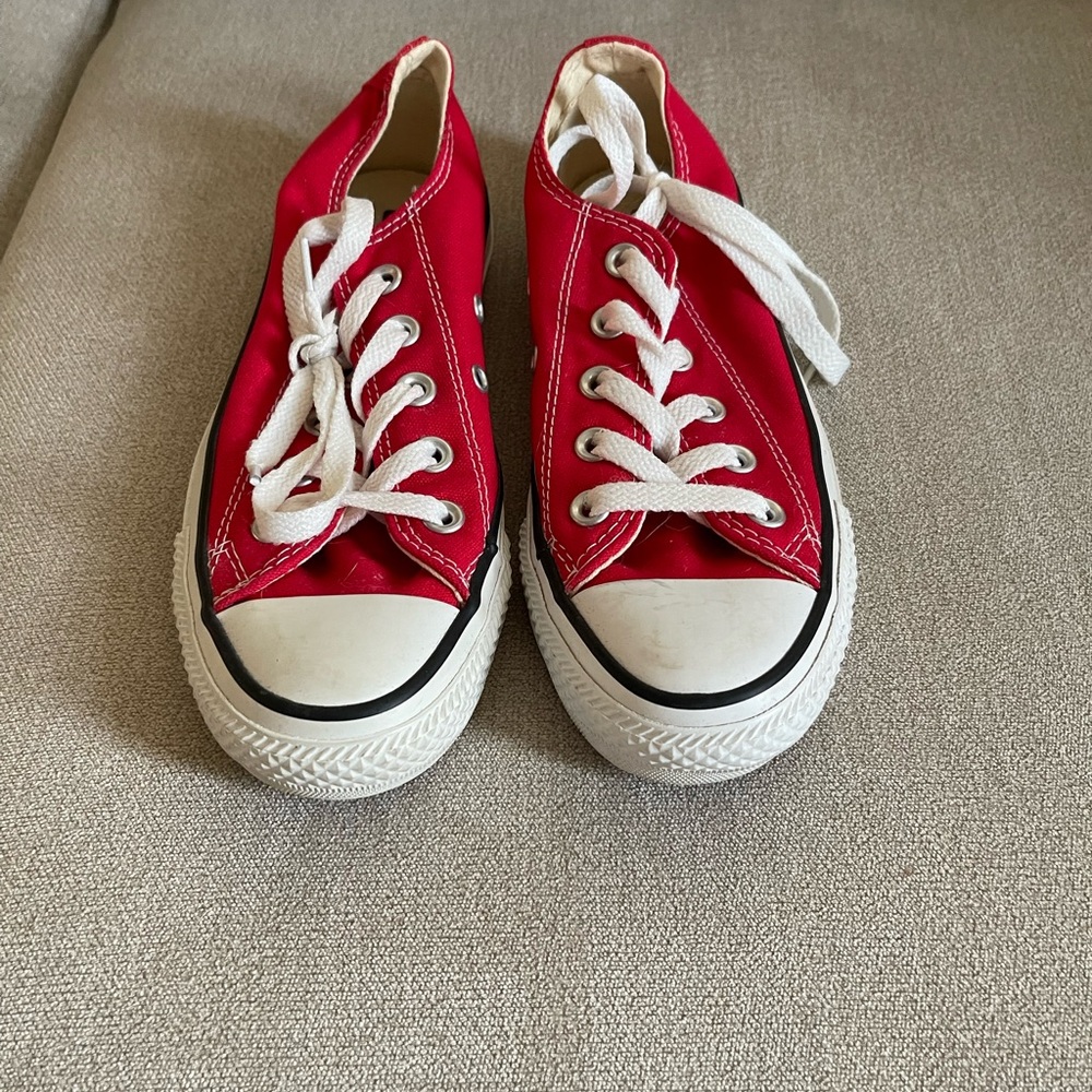 Size 5 red converse
